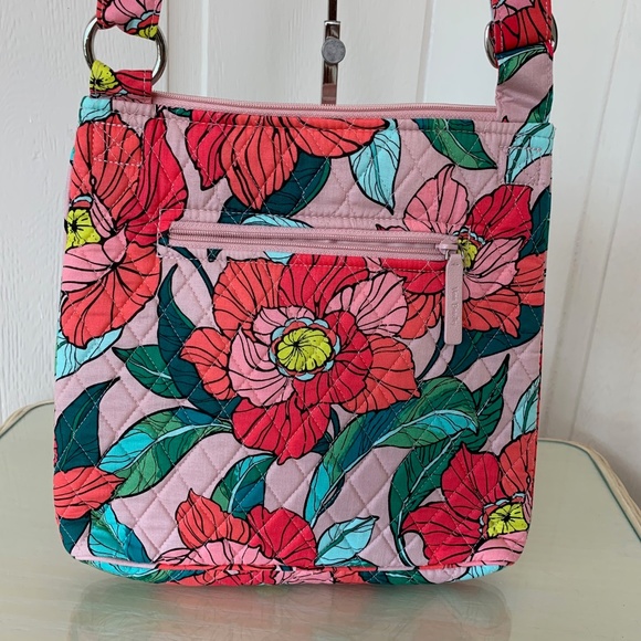 NWT VERA BRADLEY HIPSTER - Picture 2 of 4